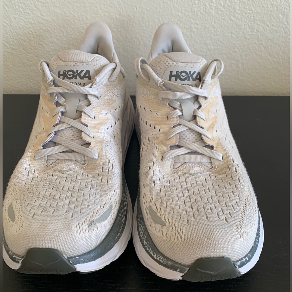 Size 10.5D Hoka One Clifton 8 Lunar Rock Nimbus Cloud in Used Condition